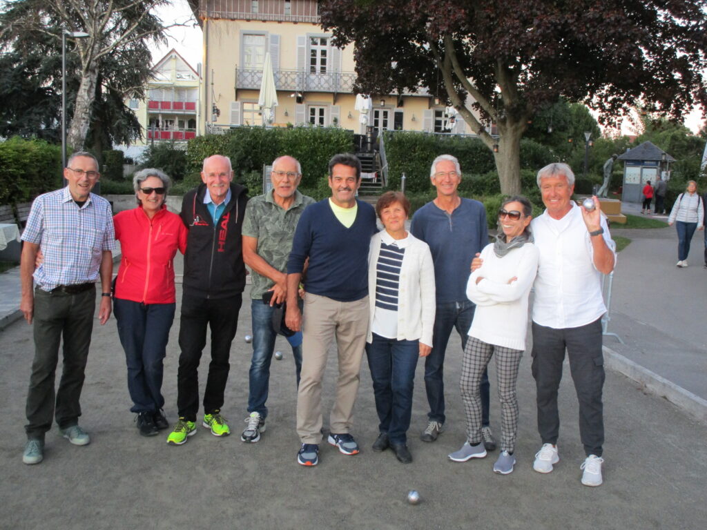 Die Herren 60 Boule-Spieler