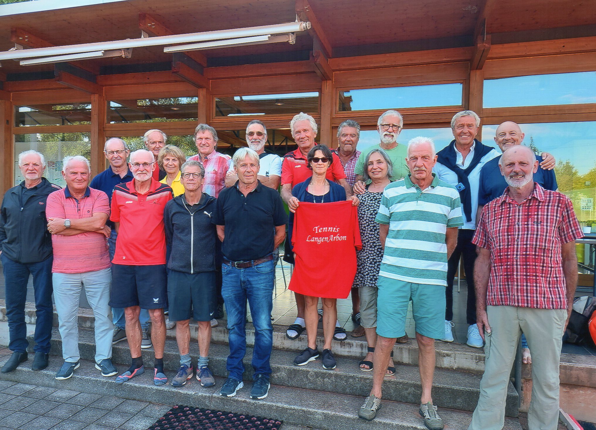 Arboner und Langenargener Tennis-Senioren beim Treffen in Arbon