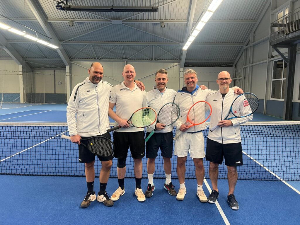 Herren 40-2 feiern Aufstieg in die Staffelliga