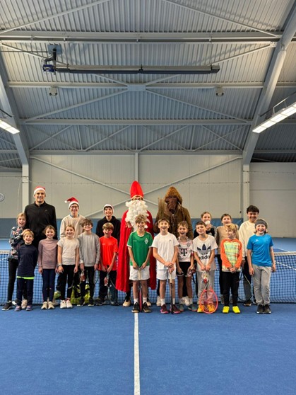 Gute Stimmung beim Nikolausturnier des TC Langenargen